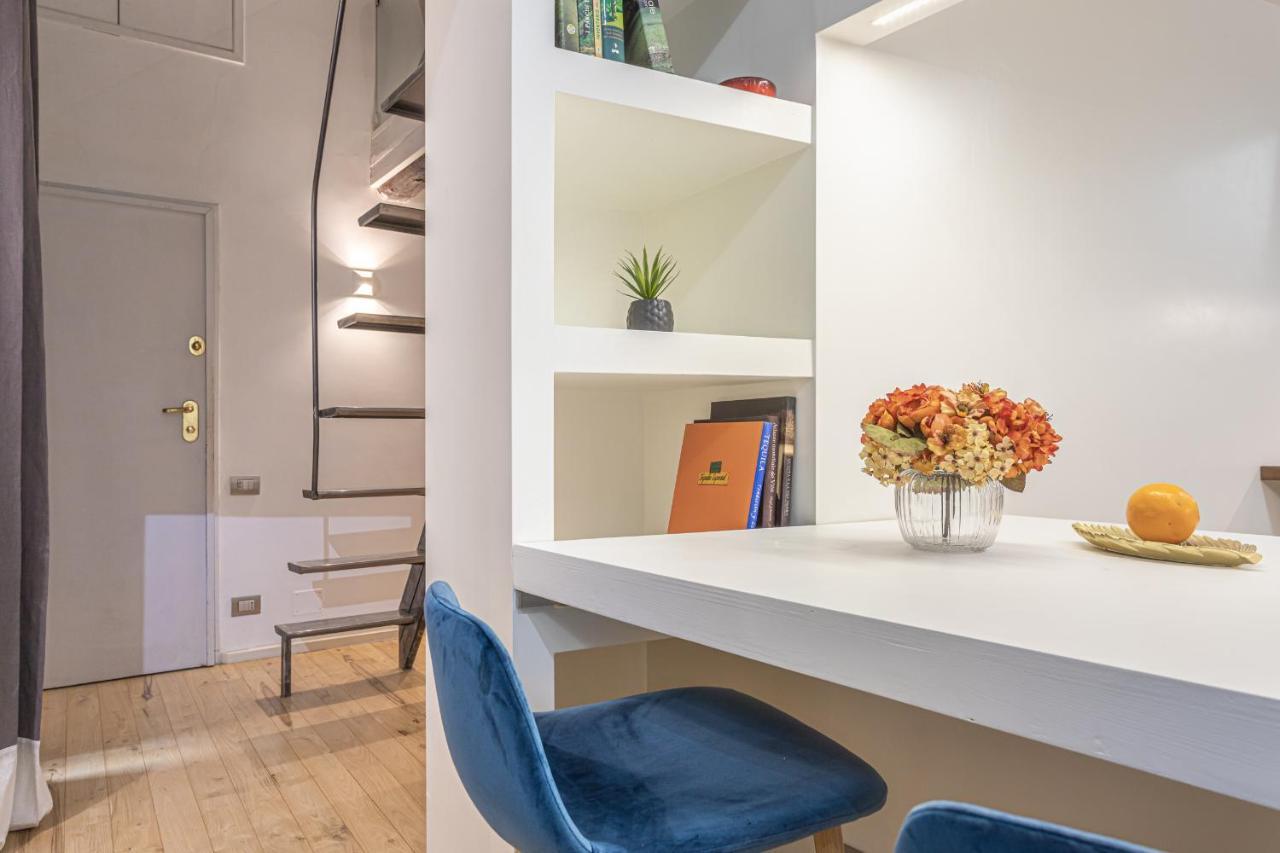 Lucrezia Apartment - Close To Piazza Navona Рим Екстер'єр фото