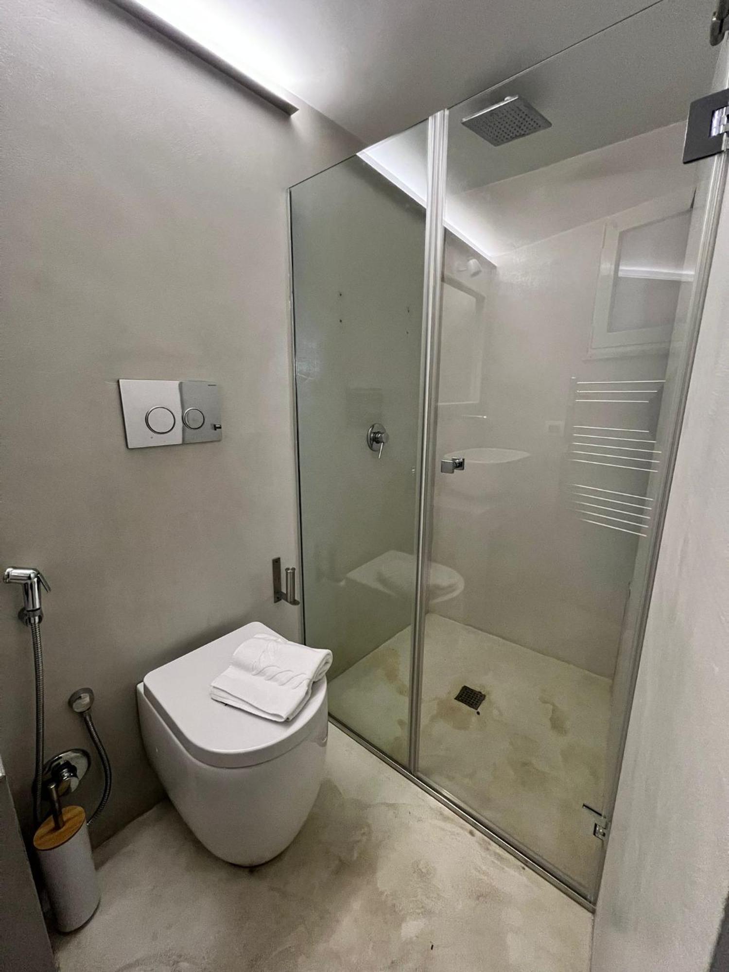 Lucrezia Apartment - Close To Piazza Navona Рим Екстер'єр фото